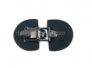 BUCL0011 Black Color Leather Buckle