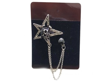 Metallic Grey Star With Skull Design Double Chain Brooch Men Brooch