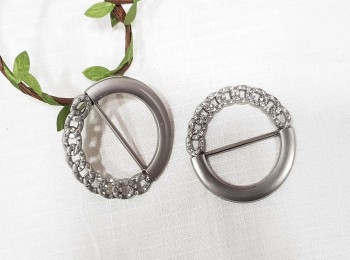 Grey Round Shape Buckle for cardigans, belts etc.