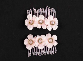 Baby Pink Color Bead Work Fancy Patch in Flower Shape