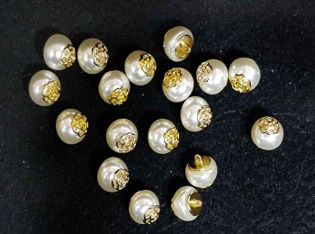 Off-White Color Golden Flower Pearl Buttons-12 mm