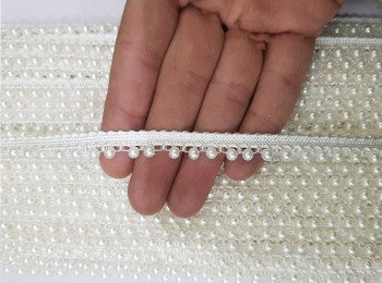 Off-White Color Beaded Pearl Lace, Moti Lace for Dupatta, Suits etc. 4mm Bead Size