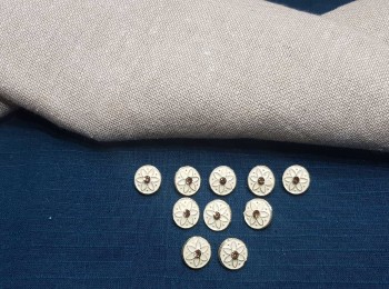 Cream Color Round Flower Design Metal Ladies Buttons Small Size - 10 pieces