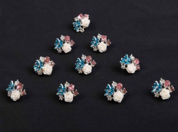 White Color Flower Shape Ladies Buttons with Stone WBTN0041E