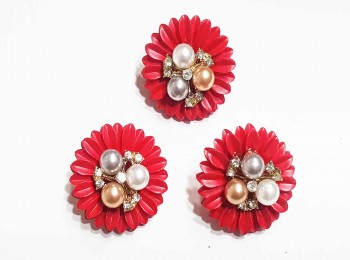 Red Color Flower Shape Metal Buttons